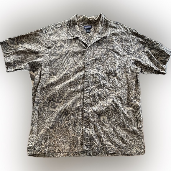 Vintage Patagonia Camp Shirt Men’s Large Dragons Animals All Over Print Rare